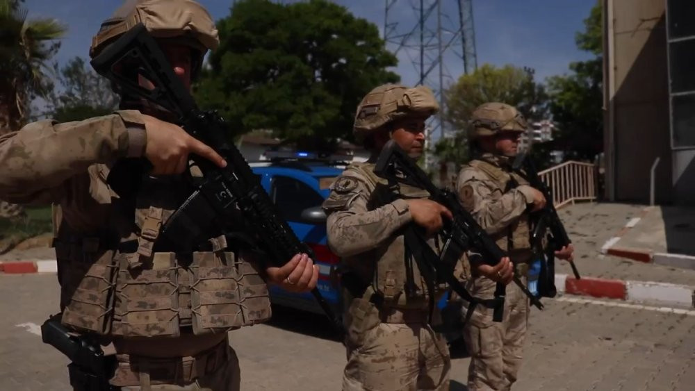 Jandarma depoyu bastı: 34 milyonluk malzeme ele geçirildi