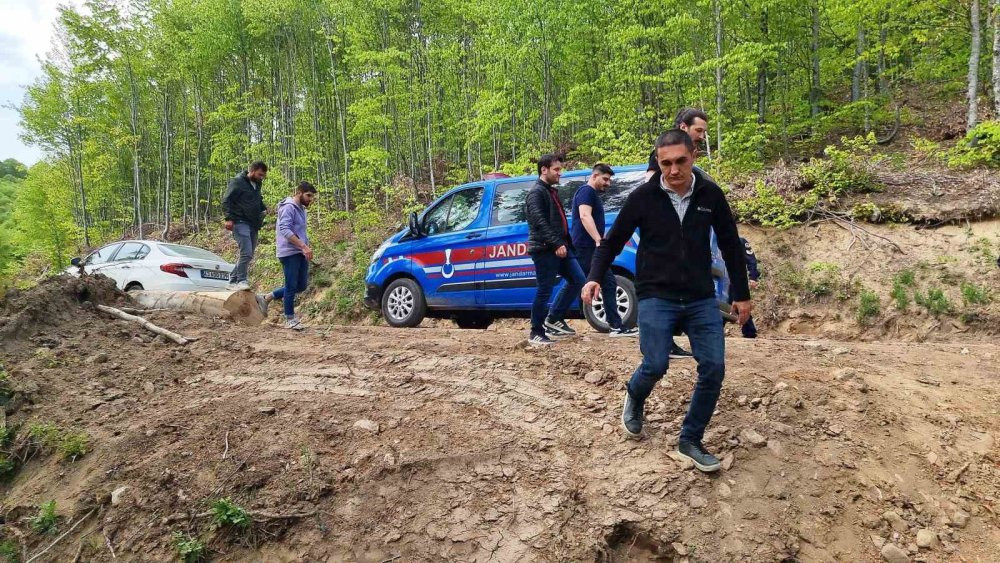 Köylüler ve ekipler seferber oldu! Traktör tamircisinden 3 gündür iz yok