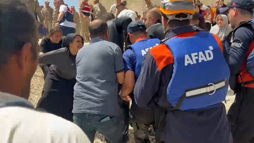 Malabadi Köprüsü’nde yürek dağlayan kaza! 15 yaşındaki genç, çırpına çırpına can verdi