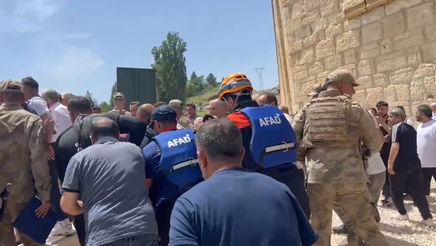 Malabadi Köprüsü’nde yürek dağlayan kaza! 15 yaşındaki genç, çırpına çırpına can verdi