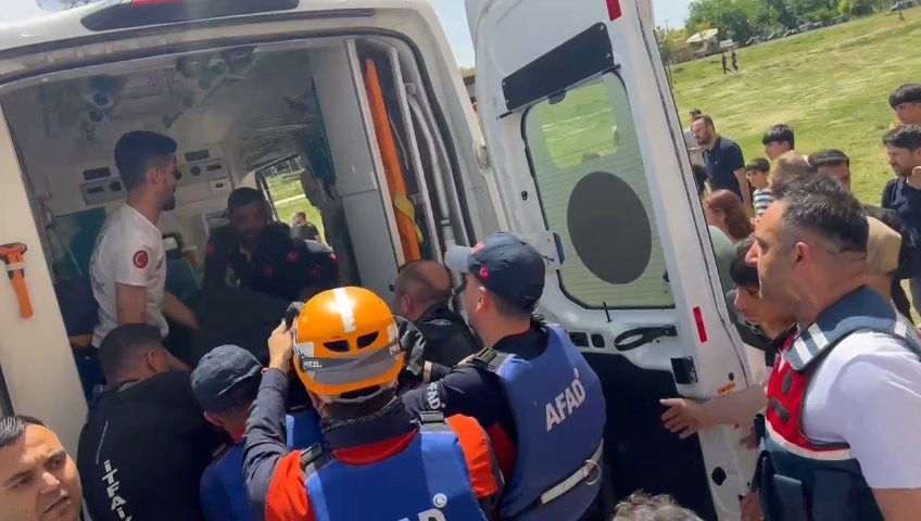 Malabadi Köprüsü’nde yürek dağlayan kaza! 15 yaşındaki genç, çırpına çırpına can verdi