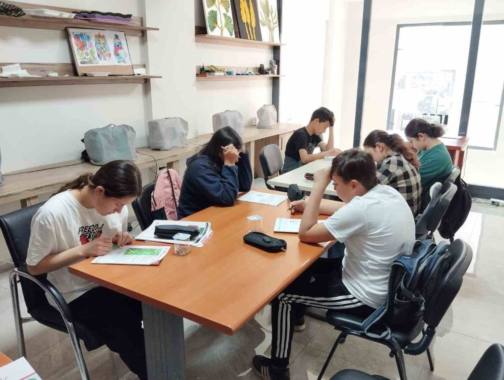 Öğrencilere etüt desteği