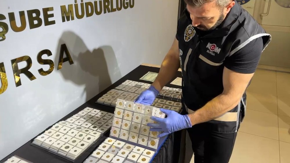 Bursa’da altın ve gümüş sikke operasyonu
