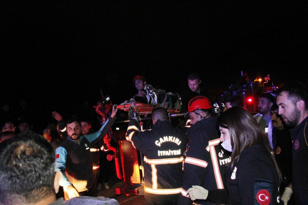 Uçurumunda korku dolu anlar! Kalede can pazarı