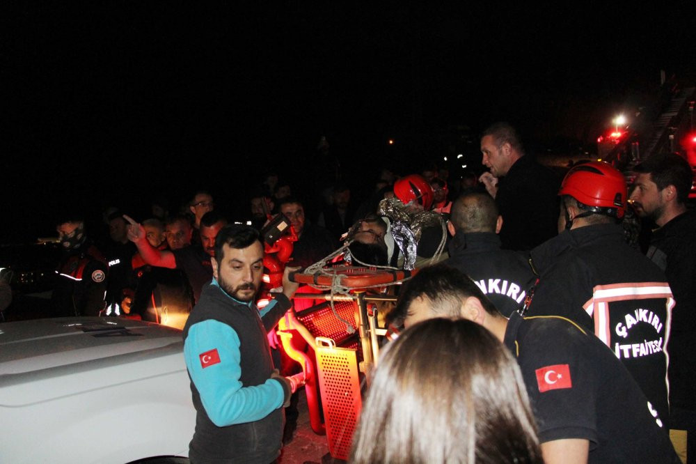 Uçurumunda korku dolu anlar! Kalede can pazarı