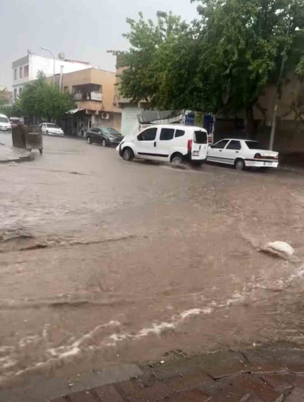 Şanlıurfa sele teslim oldu!