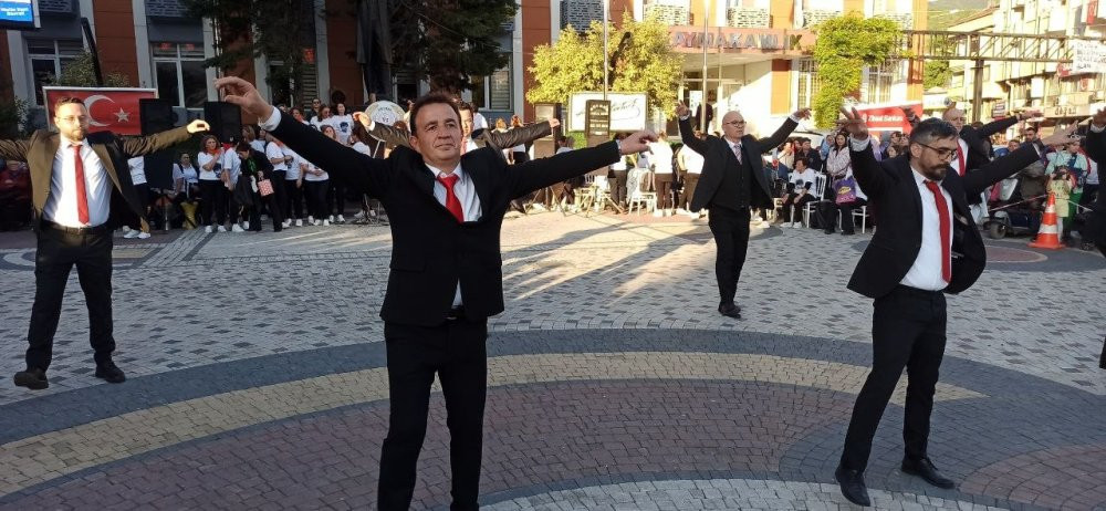 Çaycumalı ve Devrekli kadınlardan neşe dolu anlar