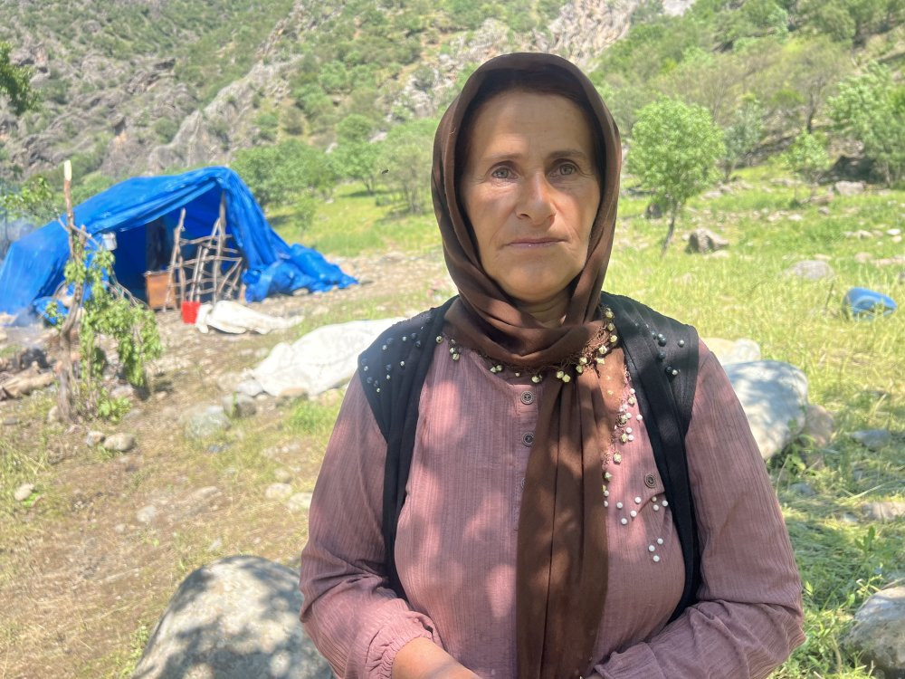 Kadınların tehlikeli yol çilesi! Süt için sarp yolları aşıyorlar