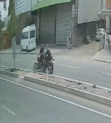 Adana’da Motosikletler çarpıştı! Metrelerce savruldular: 1ölü