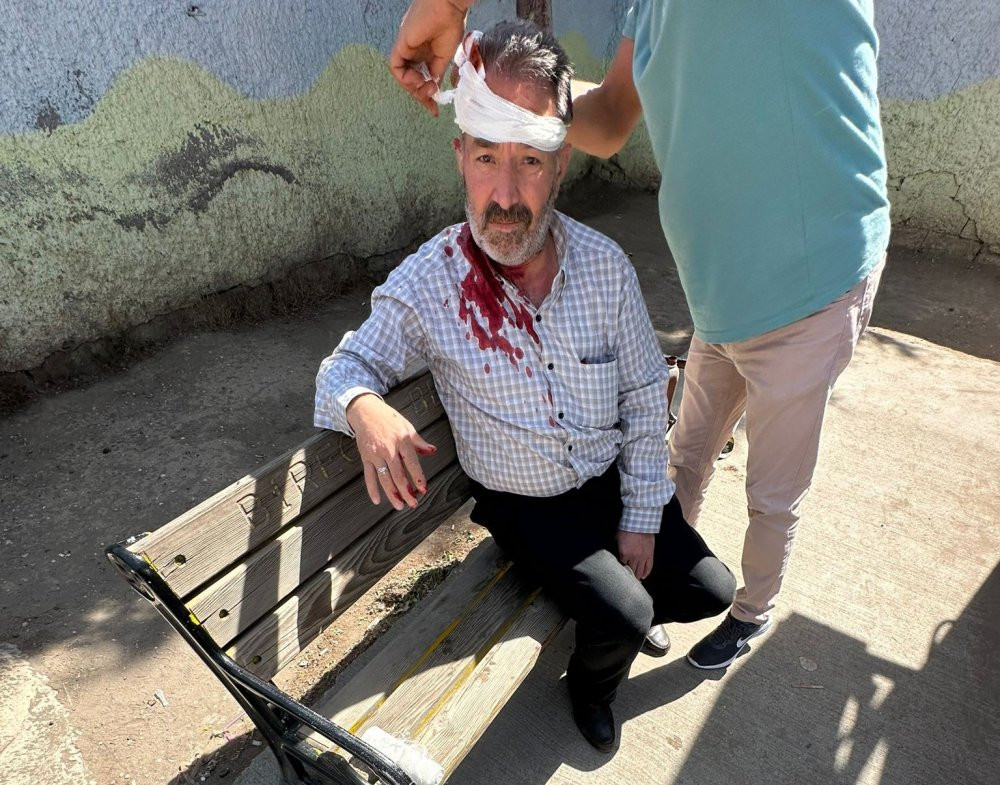 Adliye binası önünde akraba ailelerin kavgası: 5 yaralı, 7 gözaltı