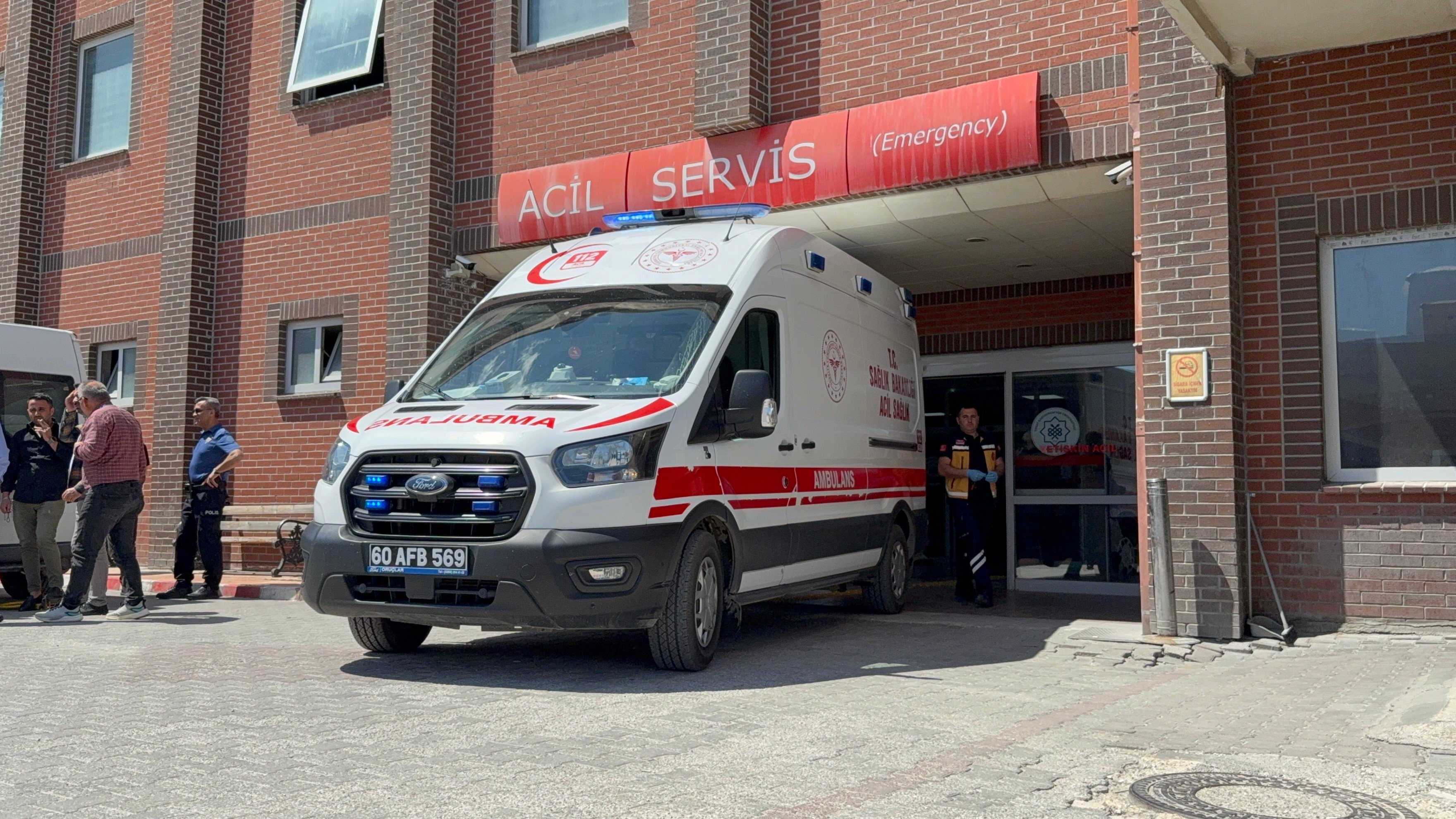 aw458699-04.jpg