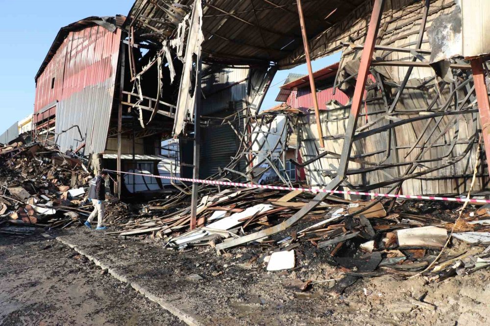 Denizli’de kundaklama görüntüleri şoke etti
