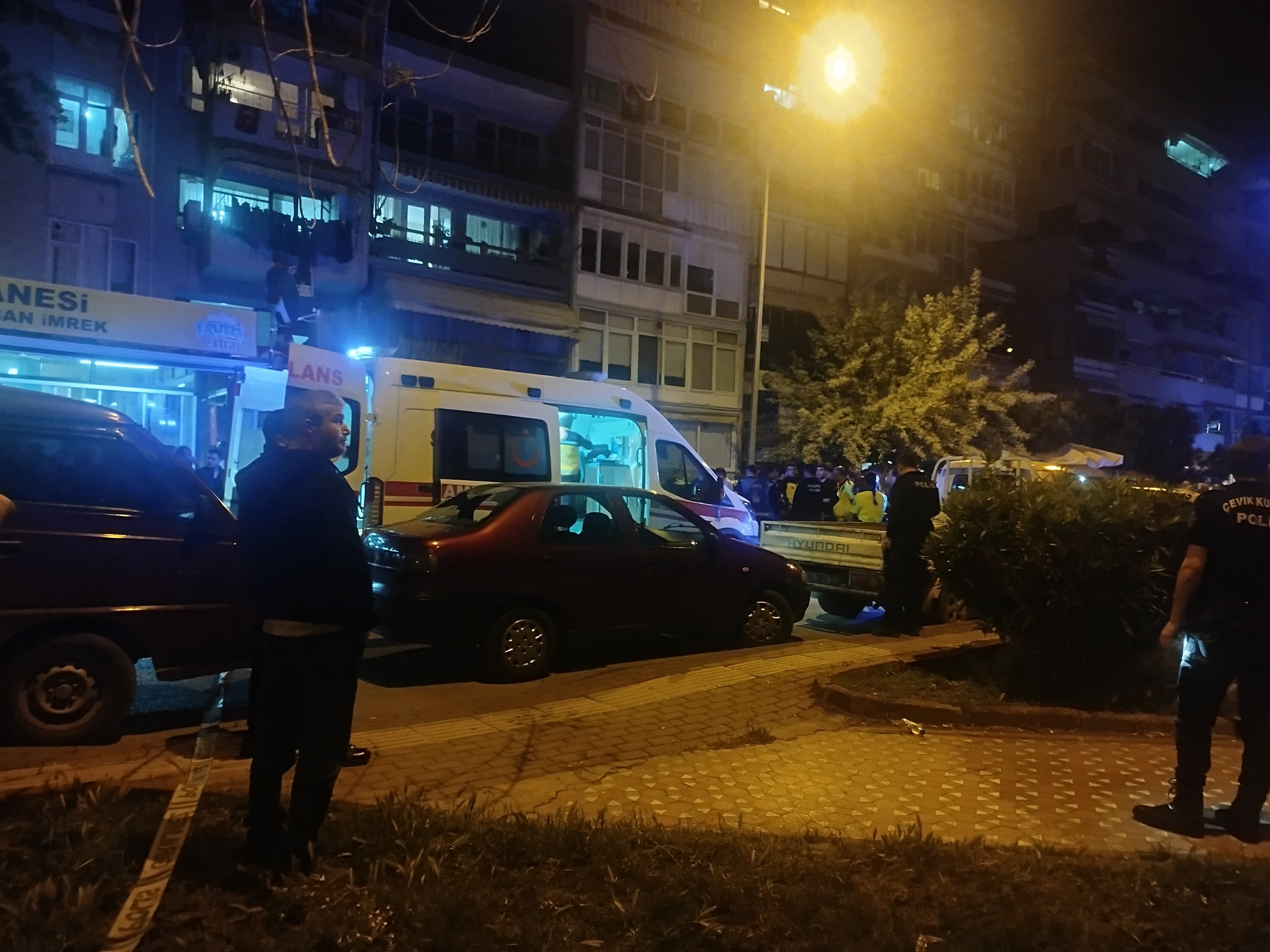 kahvehanede-otururken-silahli-saldirida-725599-214443.jpg