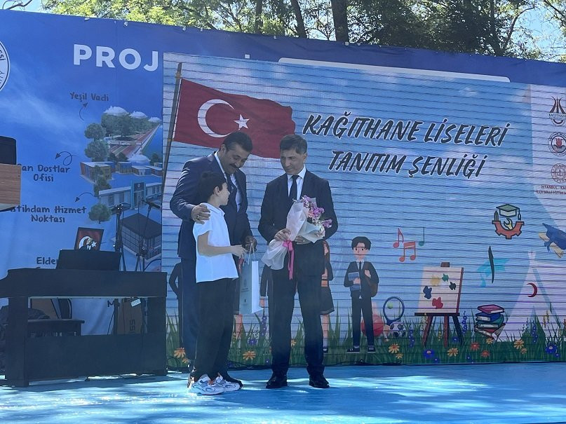 LGS öncesi şenlik! İstanbul'da liseler tanıtıldı