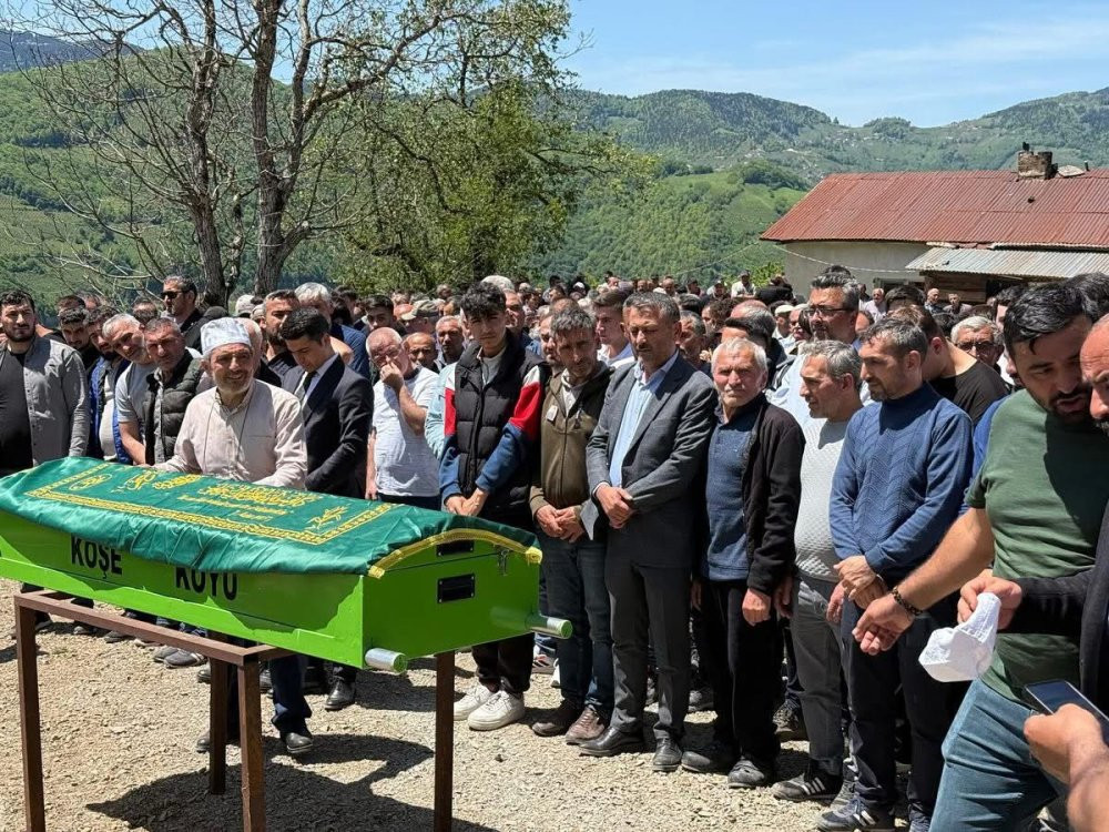 Denizde boğulmuştu! Yiğitcan'a gözyaşlarıyla veda