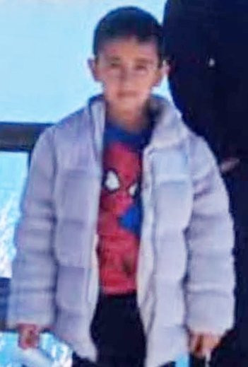 Minik Adnan’ın top aşkı sonu oldu