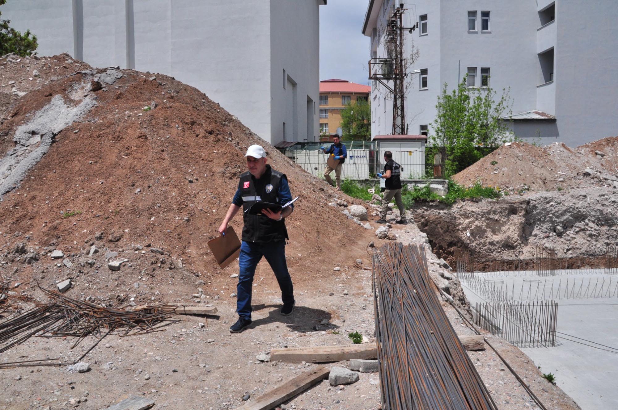 karsta-insaat-alaninda-sok-guvenlik-gorevlisi-gordu-polisler-ablukaya-alip-emniyet-seridi-cekti-yenicag-3.jpg