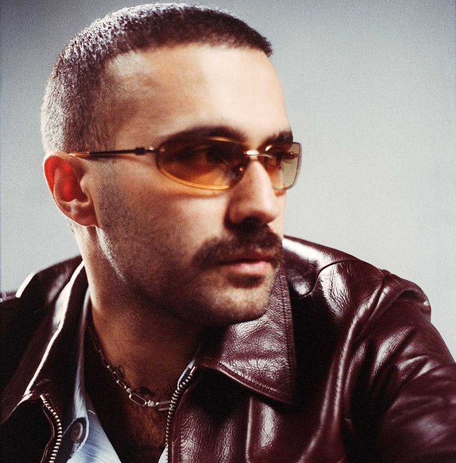 mert-demirden-bi-gece-gidebilirim.jpg