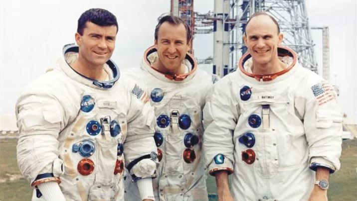 uzayda-mucize-yaratan-nasanin-dahi-muhendisi-ed-smylie-hayatini-oldu-apollo-13-astronotlarini-kurtaran-zekaydi-yenicag-5.jpg