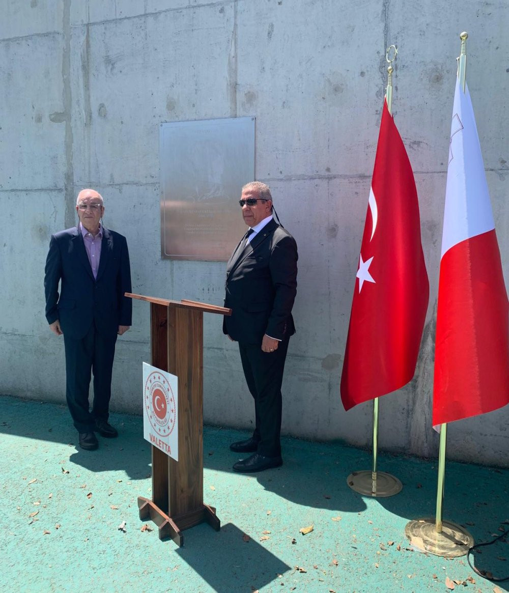 Avrupa'da işlek bir caddeye ‘Atatürk’ ismi verildi