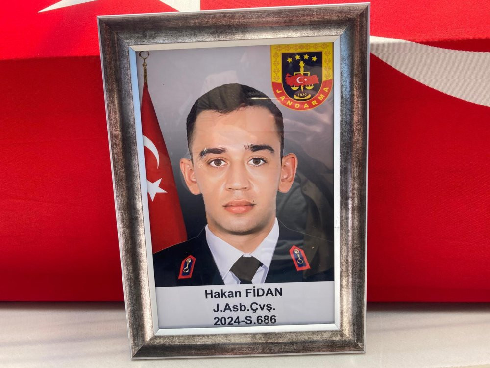 Girdiği derede boğulmuştu! Astsubaya gözyaşlarıyla veda