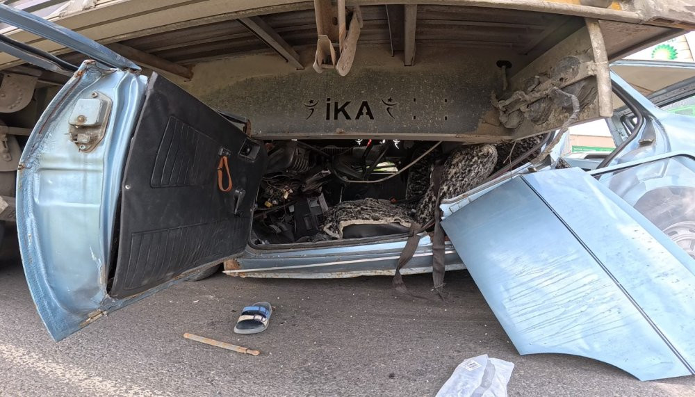 Aksaray’da facia! TIR'ın altında can pazarı