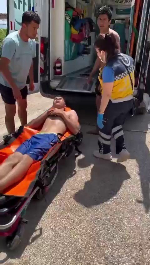 Adana’da denizde can pazarı! O anları kamera böyle kaydetti