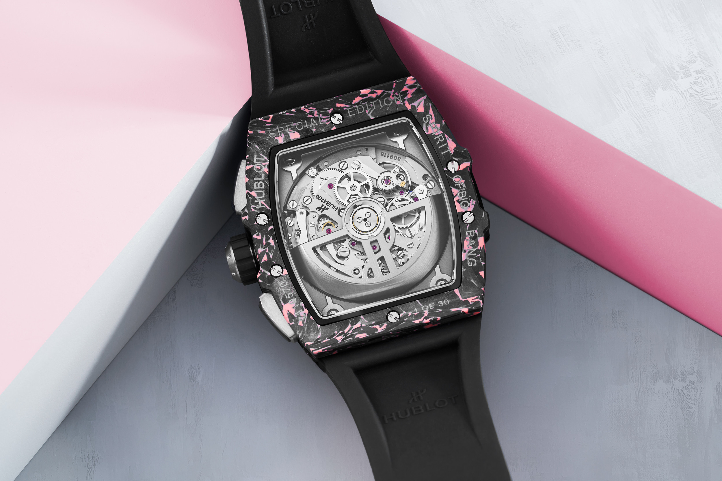 max-hublot-spirit-of-big-bang-carbon-candy-pink.jpeg