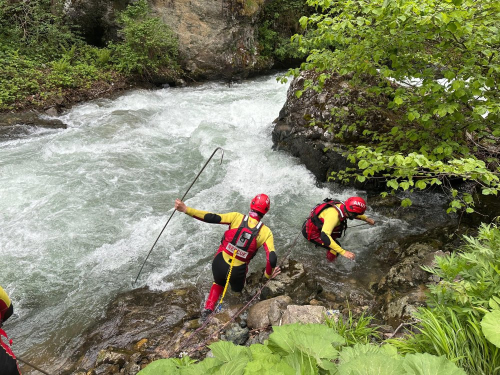 9 yaşındaki çocuktan iz yok! Tüm ekipler seferber oldu...