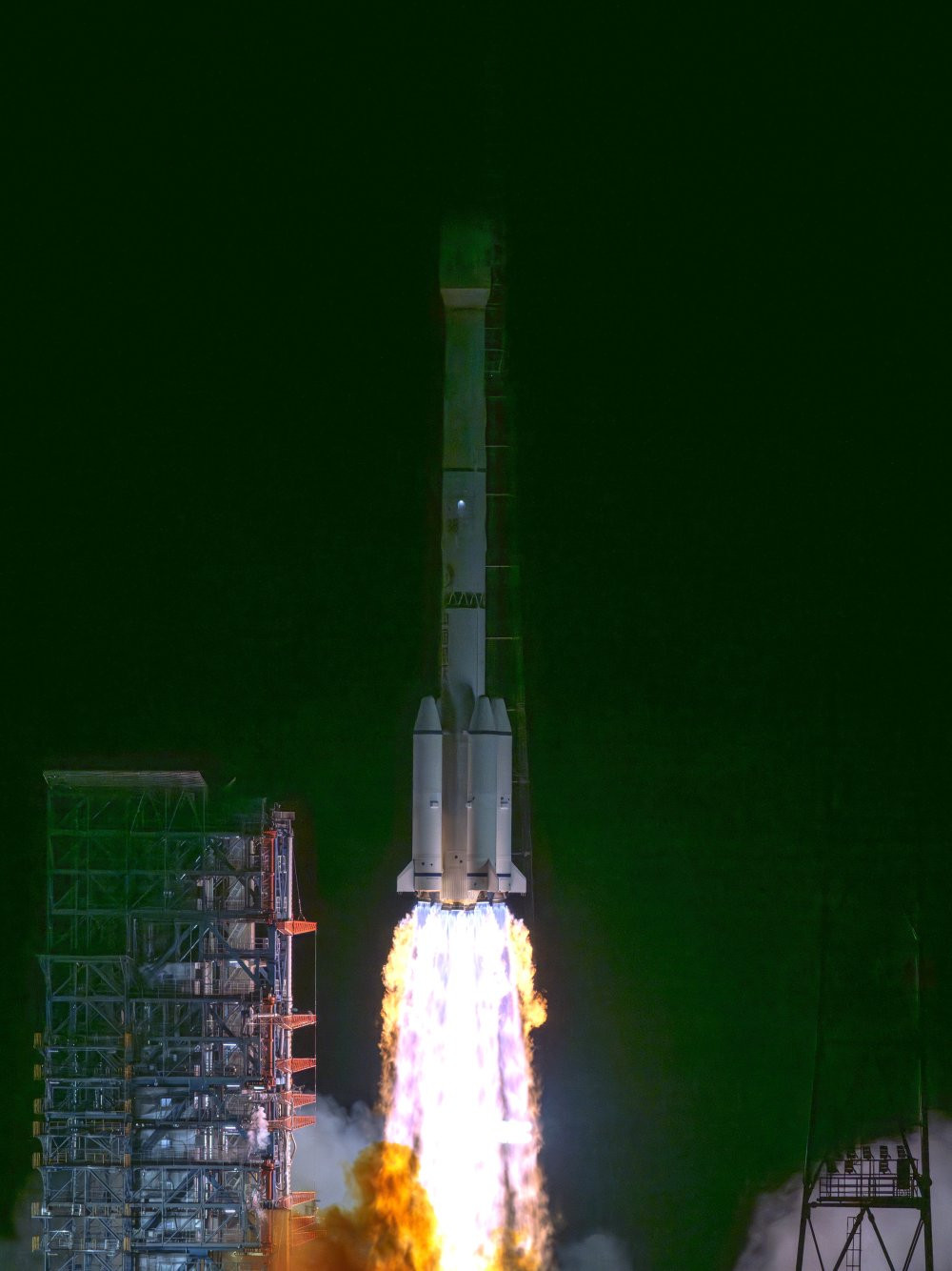 Uzayda yeni keşif: Çin’in Tianwen-2’si asteroit avına çıktı!