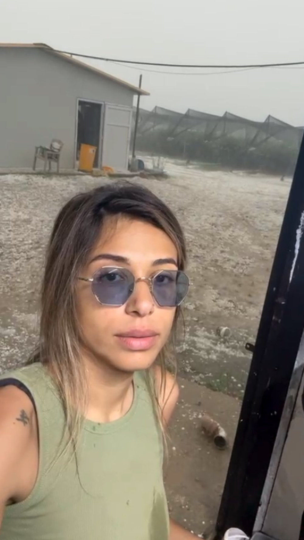 Kadın üretici seraya girdi ellerini başının arasına alıp ağladı! 45 dakikada dünya başına yıkıldı