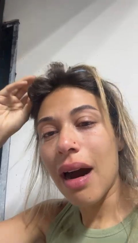 Kadın üretici seraya girdi ellerini başının arasına alıp ağladı! 45 dakikada dünya başına yıkıldı