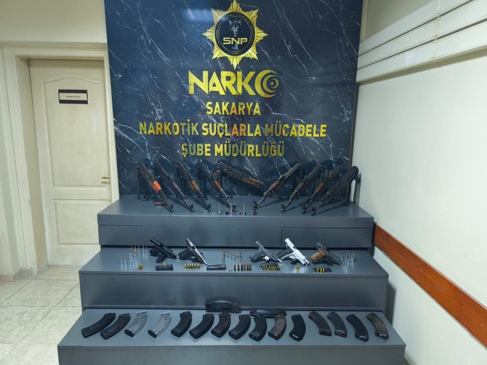 Diyarbakır’dan İstanbul’a silah sevkiyatı! Şüpheli biri tanıdık çıktı