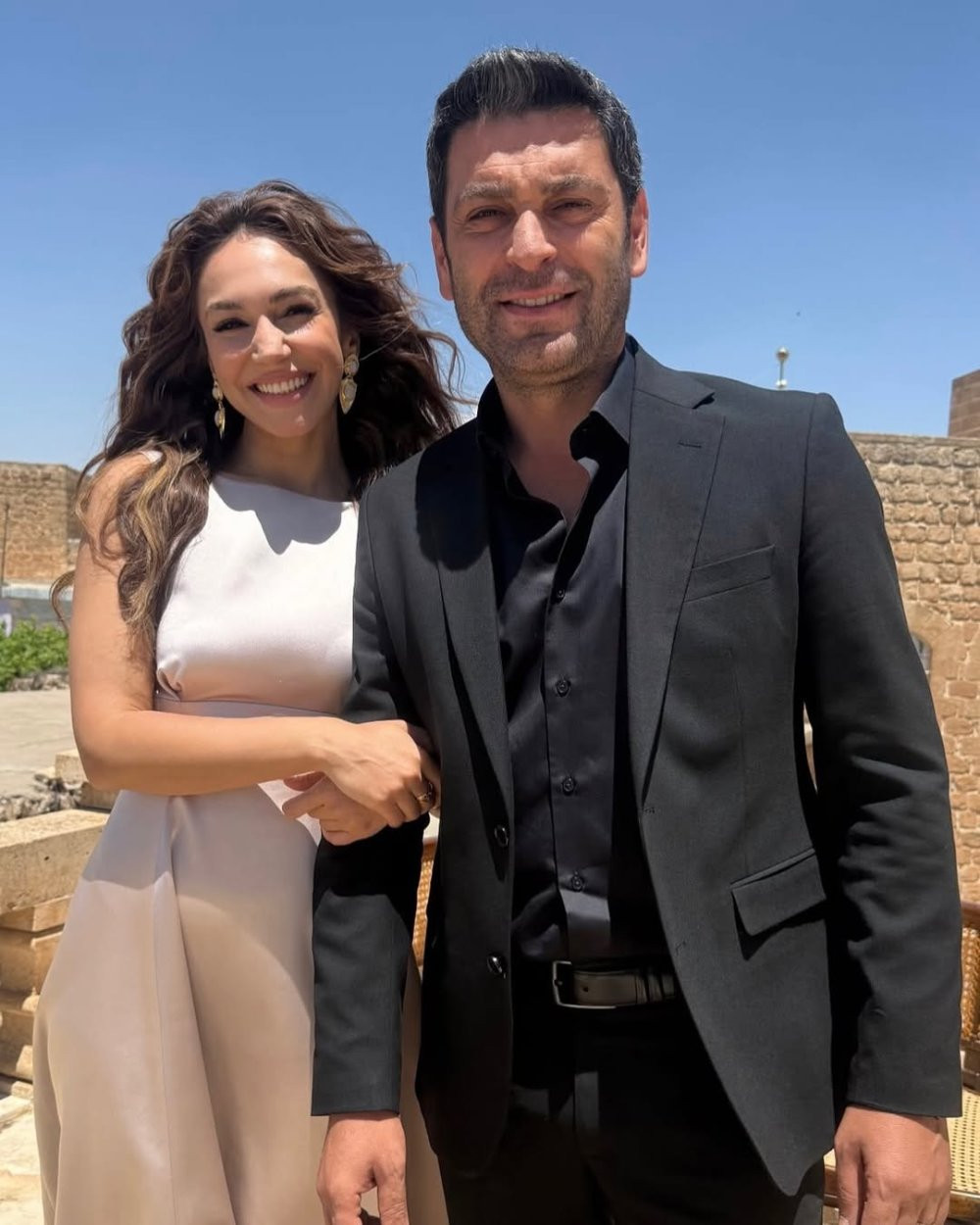 Mine’nin sırrı ortaya çıktı! “Uzak Şehir”de fırtına: Sezonu kapatıyor