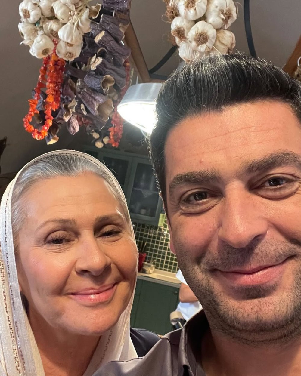 Mine’nin sırrı ortaya çıktı! “Uzak Şehir”de fırtına: Sezonu kapatıyor