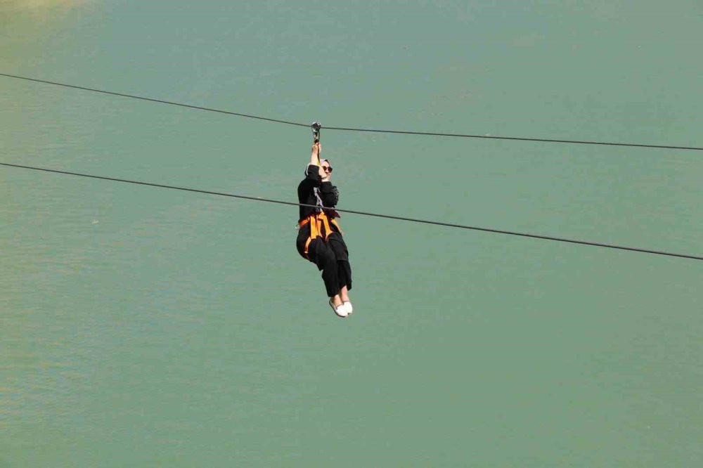 Fırat Nehri’nin eşsiz manzarasında zipline ve tekne turu