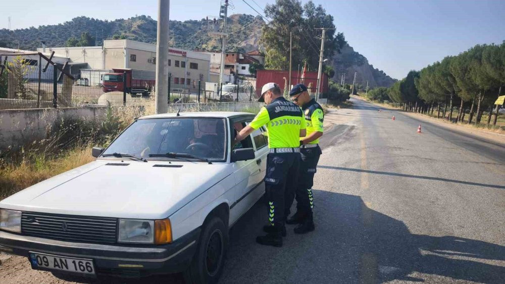 Jandarma Köşk’ü ablukaya aldı: 201 araç mercek altında!