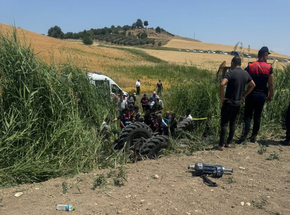 Yangını söndürmek isterken canından oldu
