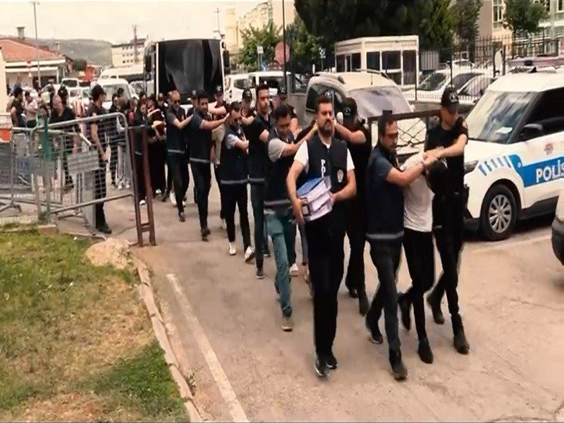 Gaziantep’te ahlak polisi iş başında! Fuhuş şebekesi çökertildi: 23 kadın özgürlüğüne kavuştu