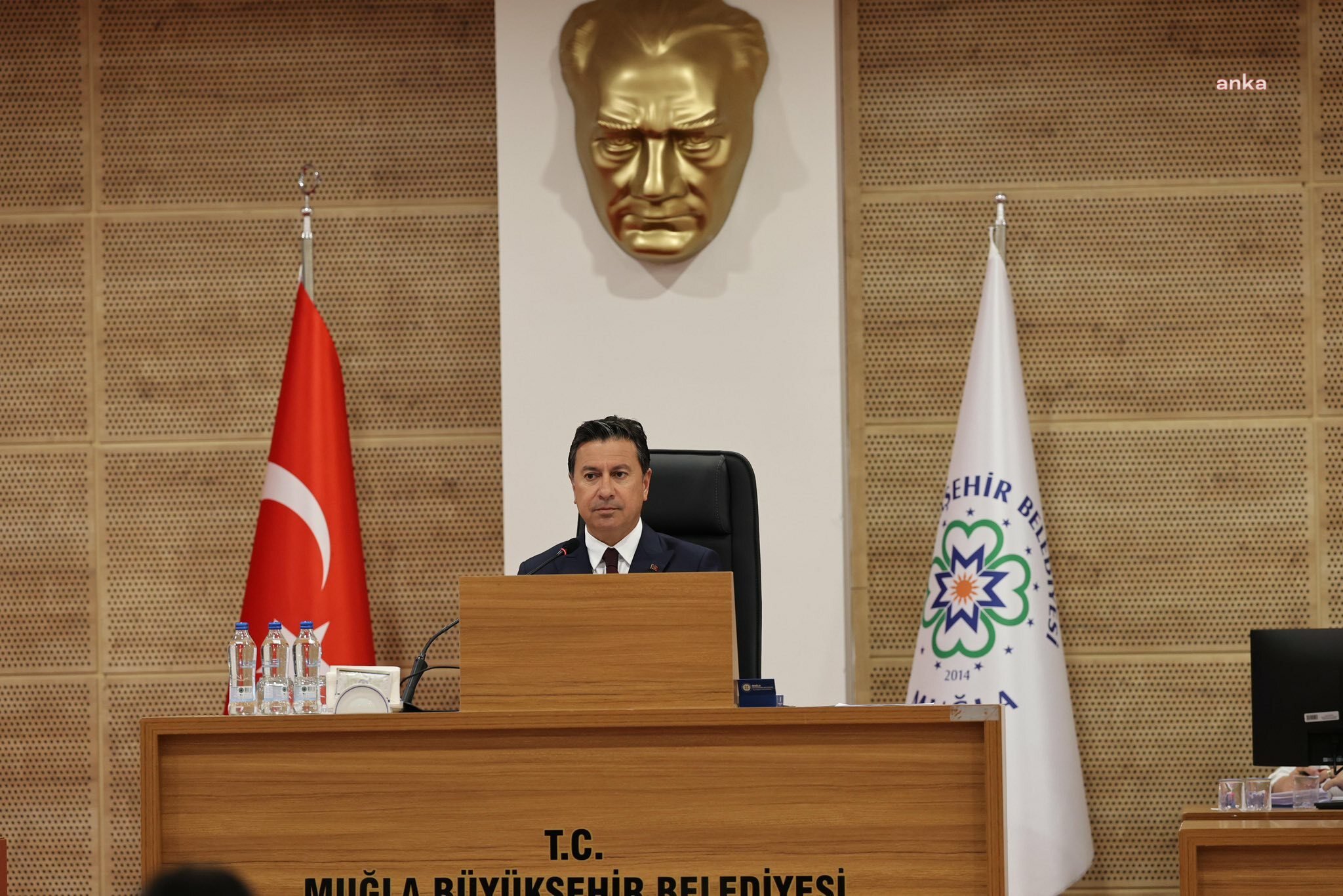 belediye-yapilamaz-denileni-yapti-ogrenciler-sevincten-havalara-uctu-ulasim-1-tl-oldu-yenicag-3.jpg