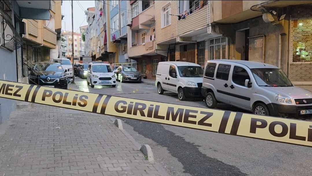 istanbul-bagcilarda-markete-silahli-sa-765848-226083.jpg
