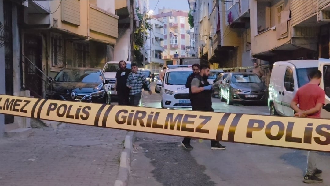 istanbul-bagcilarda-markete-silahli-sa-765852-226083.jpg