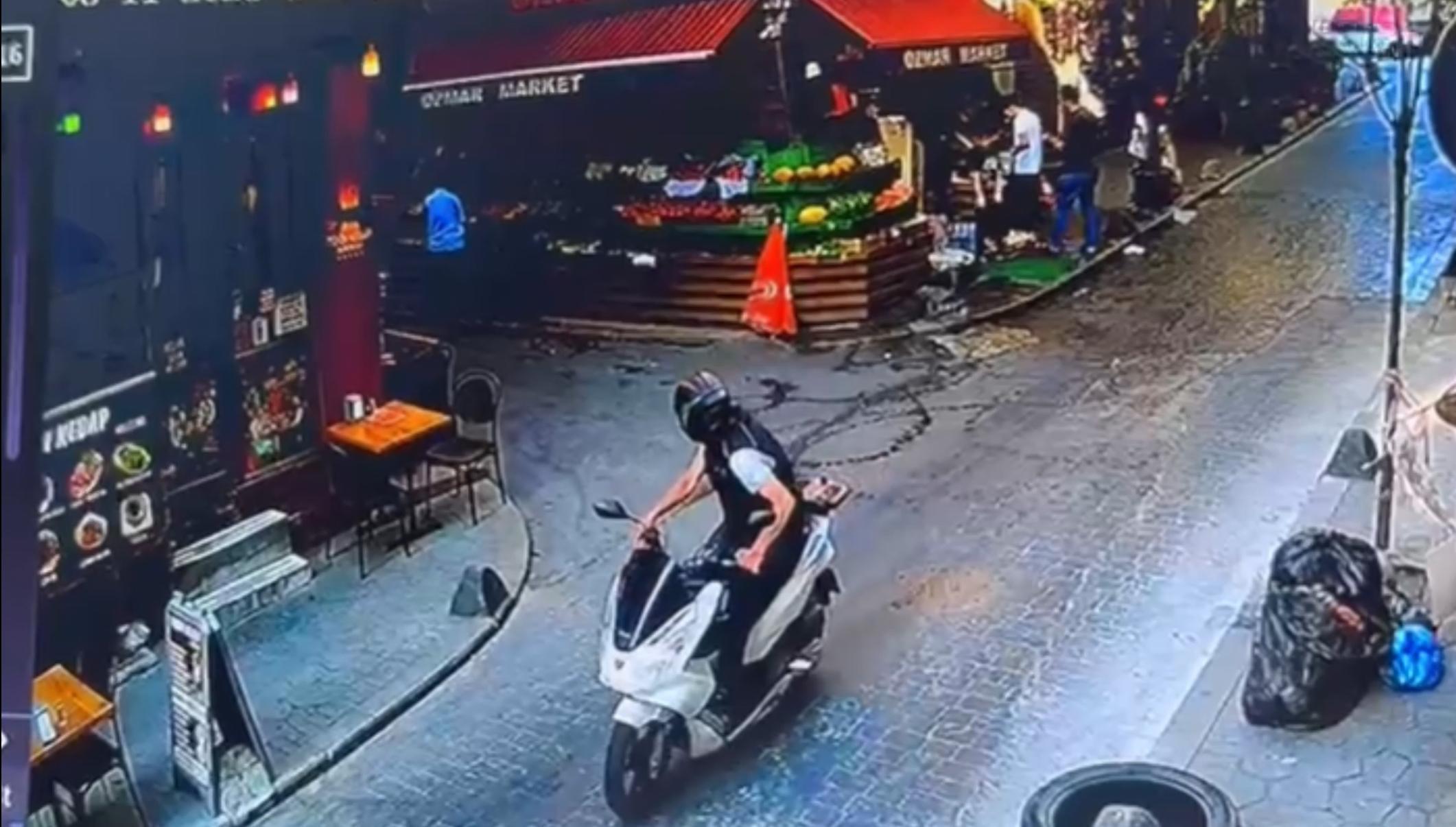 istanbul-beyoglunda-kebapciya-silahli-766027-226131.jpg