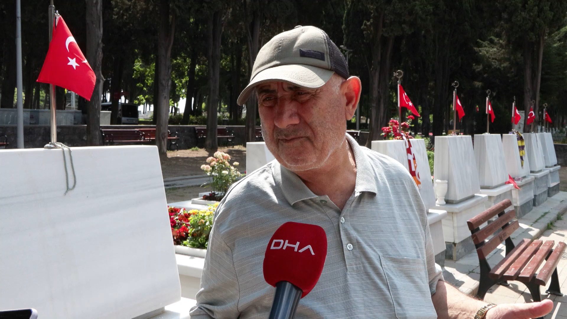 istanbul-edirnekapi-sehitliginde-buru-766350-226228.jpg
