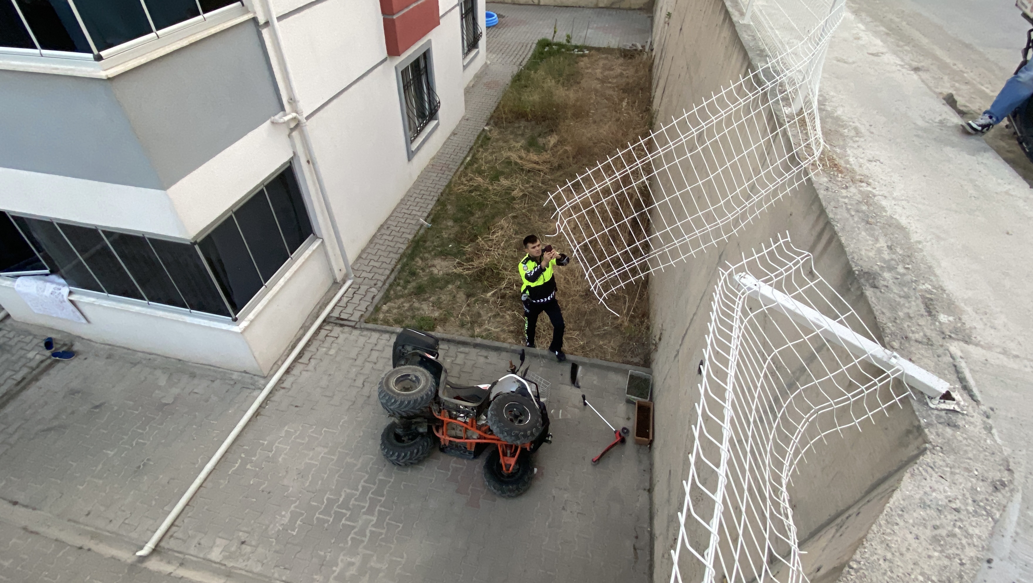 atvden-dusen-cocuk-yaralandi-surucu-ka-768840-227054.jpg
