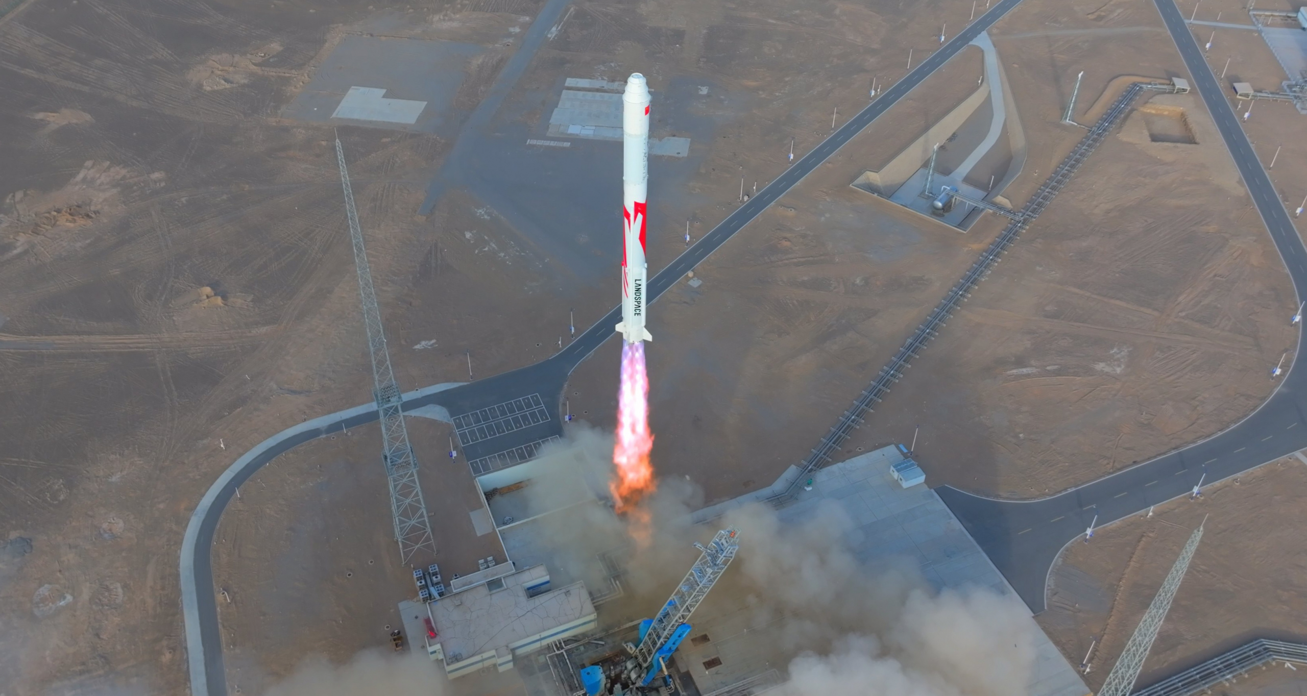 zhuque-2e-ascends-on-maiden-launch-credit-landspace-scaled.jpg