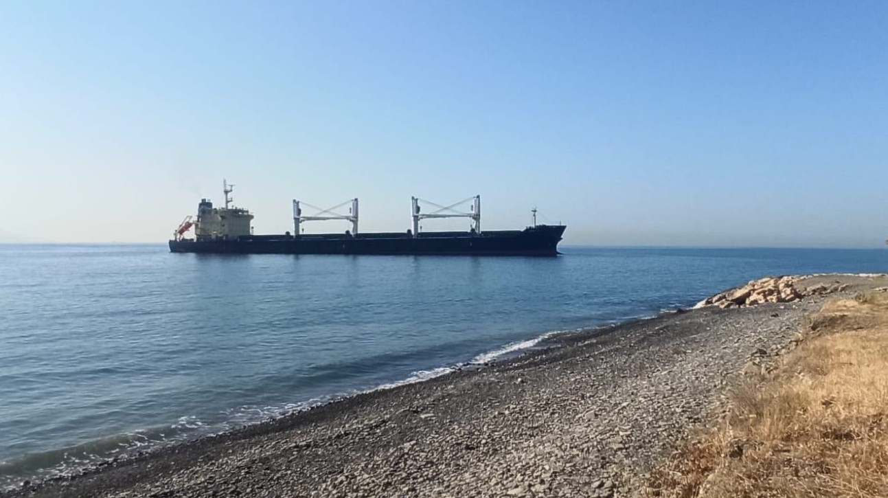 aa-20250625-38379403-38379401-tekirdagda-kuru-yuk-gemisi-karaya-oturdu.jpg