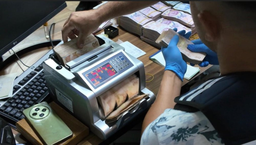 Jandarma çeteyi çökertti! Milyonluk vurgun