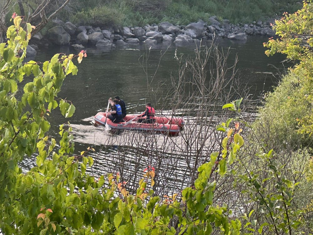 Sıcak havada nehir kabusu! Bir ölü, bir kayıp