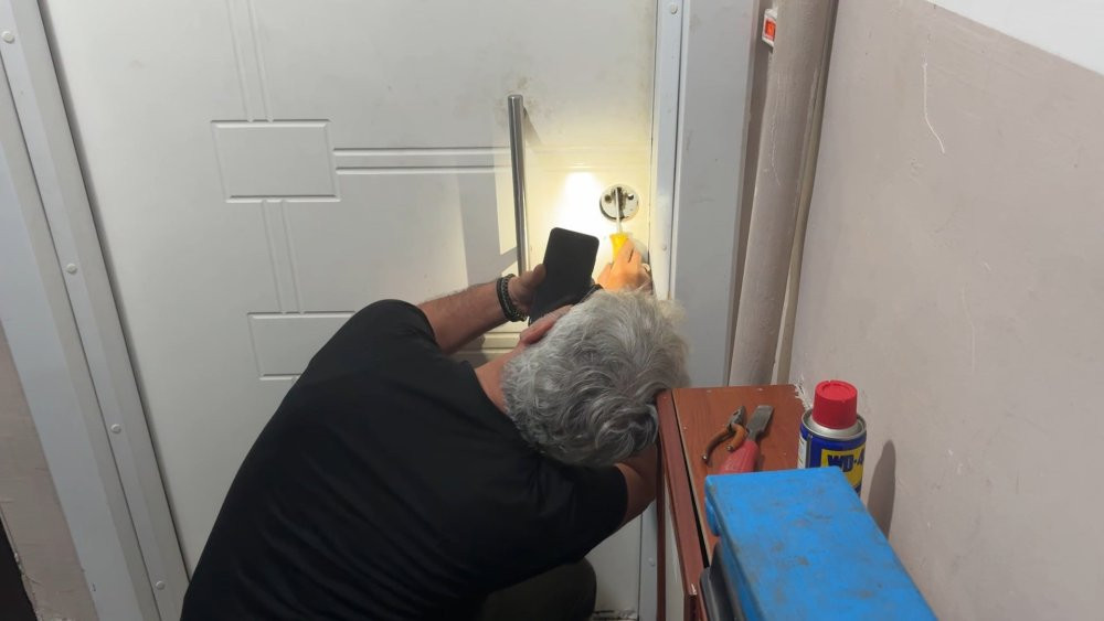 İtfaiye, polis ve sağlık ekipleriyle birlikte kapı açıldı! 3 ay sonra şok gerçek